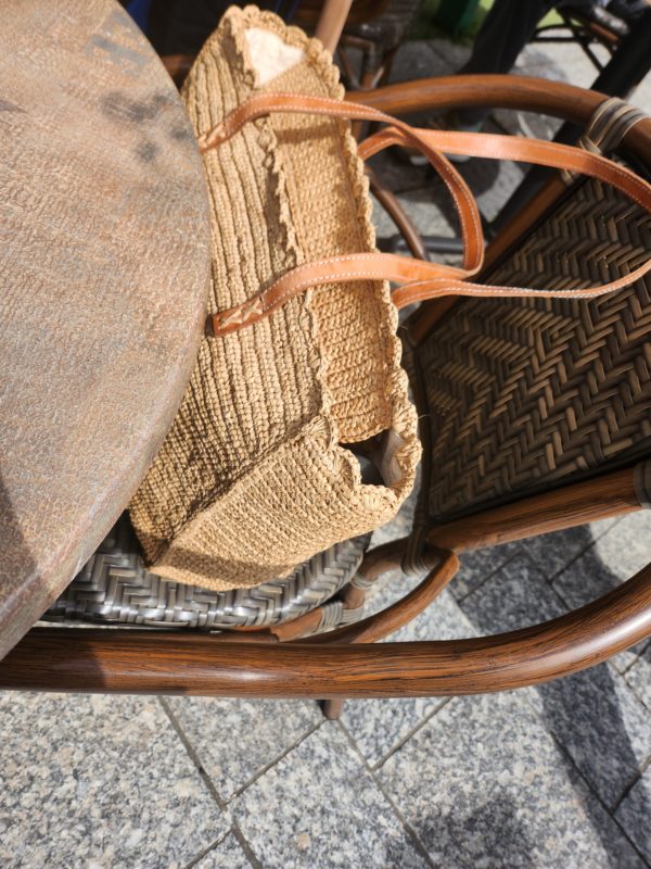 Sac ANJA - Grand Format en Raphia - Couleur Thé – Image 3