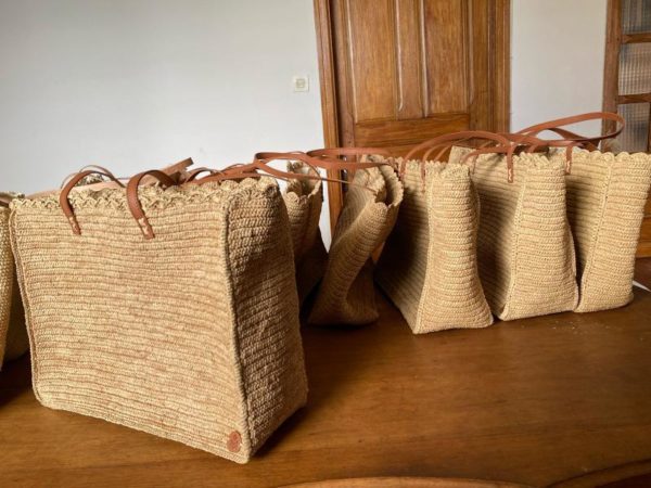 Sac ANJA - Grand Format en Raphia - Couleur Thé – Image 4