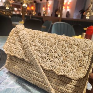 Sac bandoulière TIANA en raphia naturel – 2 anses – fait main à Madagascar
