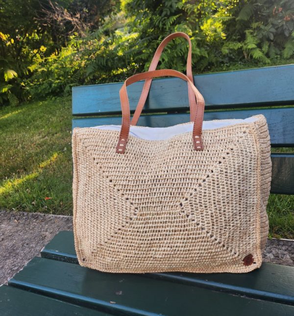 Sac ZAVA en raphia naturel – fait main à Madagascar
